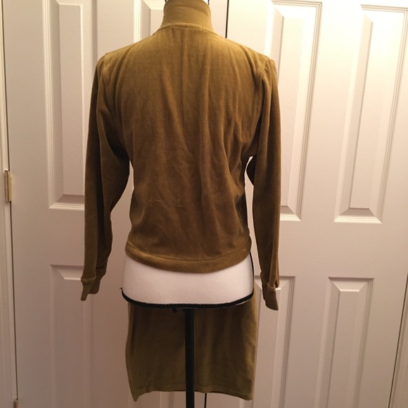 Essence velour velvet leisure suit citrine mustard - Picture 3 of 8